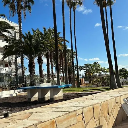 公寓 Con Piscinas Y Parking