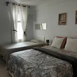 Playa De Americas Apto Cerca De La Playa, Con Piscina Y Parking Апартаменти
