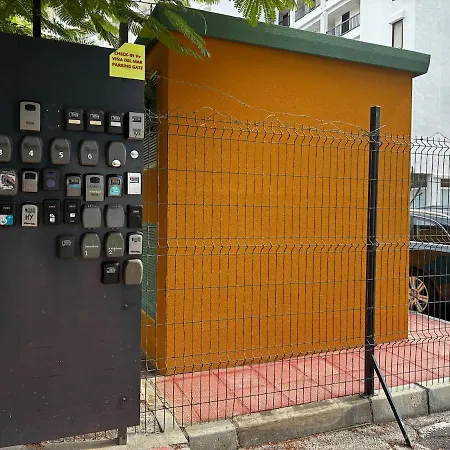 Con Piscinas Y Parking Lägenhet *