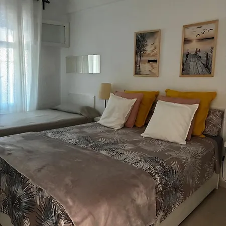 Con Piscinas Y Parking Apartament *