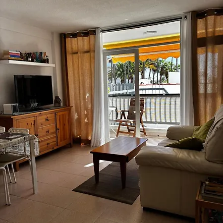 Con Piscinas Y Parking Apartment *