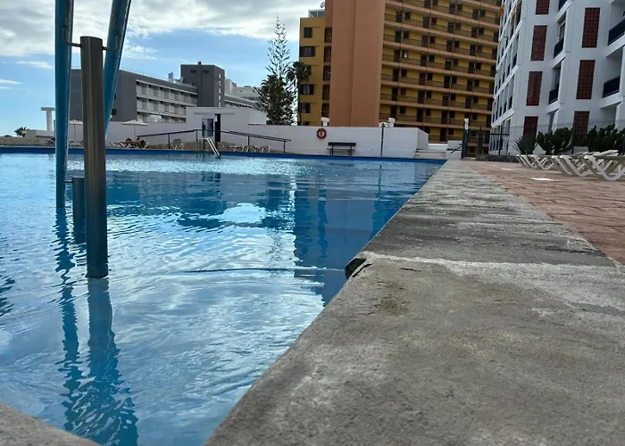 Playa De Américas Apto Cerca De La Playa, Con Piscina Y Parking