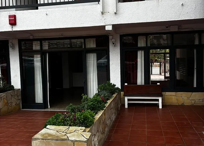 Playa De Americas Apto Cerca De La Playa, Con Piscina Y Parking Апартаменти *