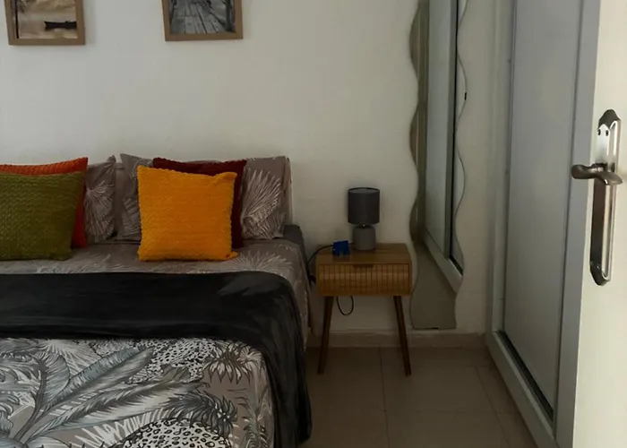 Apartamento Con Piscinas Y Parking *